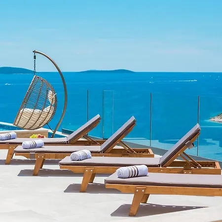 Luxury Gold Pearl With Pool Вилла *