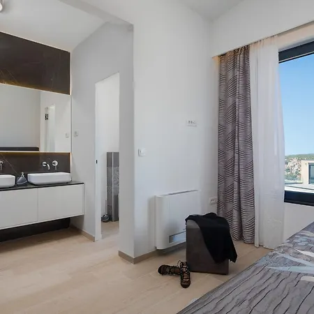 Βίλα Luxury Gold Pearl With Pool *