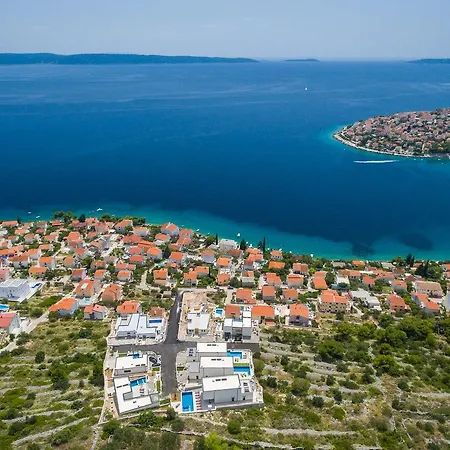 빌라 Luxury Gold Pearl With Pool