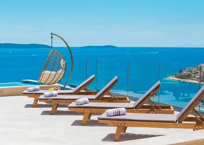 Luxury Gold Pearl With Pool Vila *