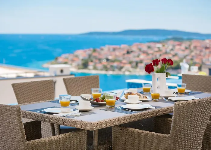 Luxury Gold Pearl With Pool Vila *